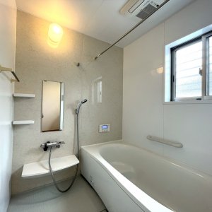 新保　中古住宅